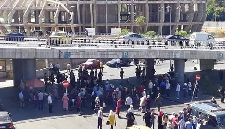 النظام يفض تجمعات أهالي المعتقلين بدمشق